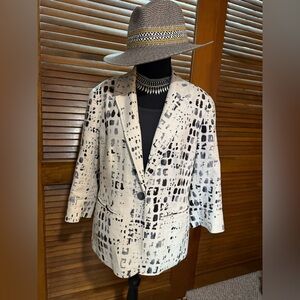 Coldwater Creek Monochrome Abstract Blazer